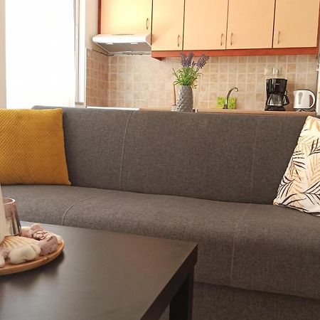 Nea Alikarnassos Cozy Flat Close To The Airport/Port And Center מראה חיצוני תמונה